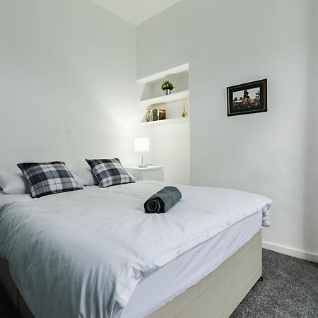 דירות קינגסטון אפון הול Peaceful House Near Pearson Park מראה חיצוני תמונה