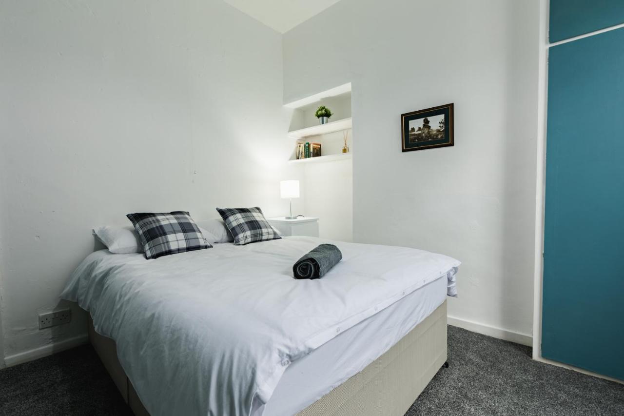 דירות קינגסטון אפון הול Peaceful House Near Pearson Park מראה חיצוני תמונה